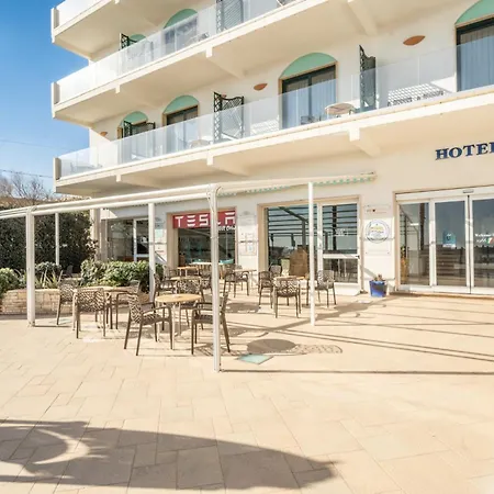 Hotel Hotiday Leuca Lungomare 3*