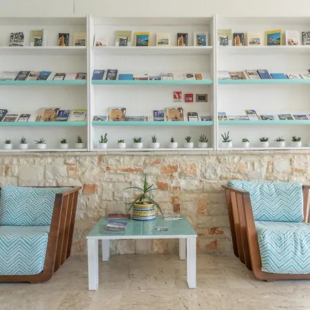 Hotel Hotiday Collection - Leuca Lungomare 3*
