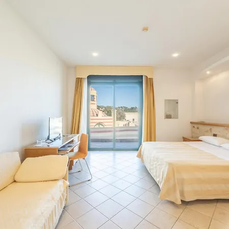 Hotiday Collection - Leuca Lungomare Hotel 3*