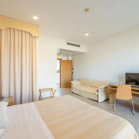 Hotiday Collection - Leuca Lungomare Hotel 3*